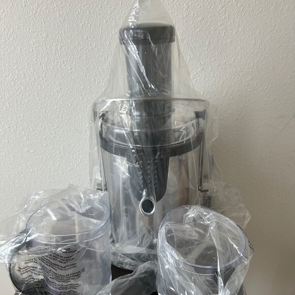 Bella High Power Juice Extractor 1000W Centrifugal Juicer - Black/Silver - Picture 8 of 16